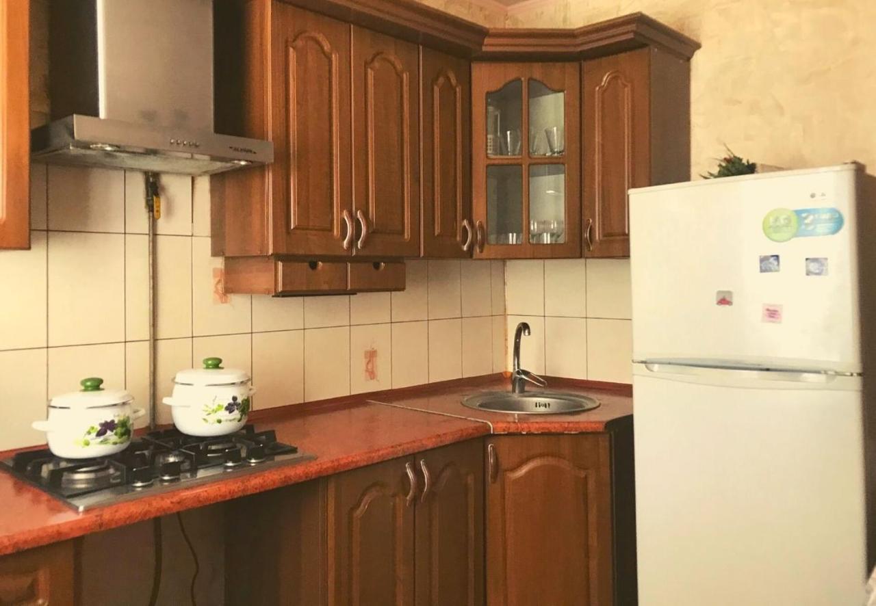 Семейные Апартаменты В Новом Районе У Софиевского Парка Umanʼ Exterior foto